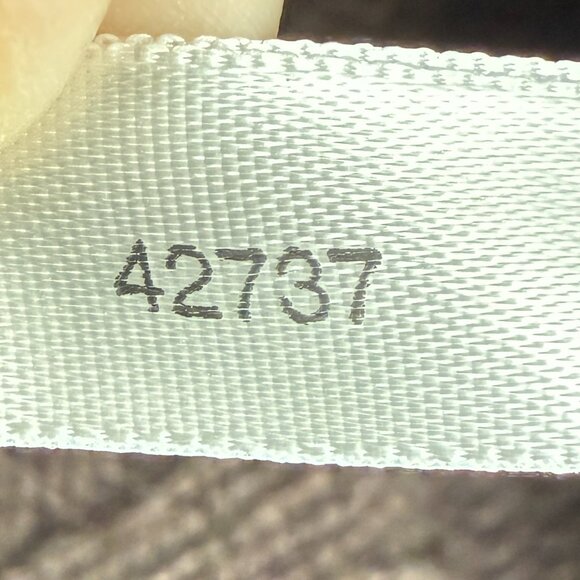 EUC Men's EXPRESS 100% Lambs Wool Full 2-Way Zip Sweater Brown | Size‎ Small - Picture 11 of 11